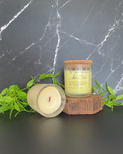 Load image into Gallery viewer, Apple Crumble Coco Apricot Creme Wax Candle