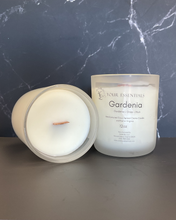 Load image into Gallery viewer, Gardenia Apricot and Coconut Candle
