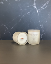 Load image into Gallery viewer, Island Fresh Apricot and Coconut Candle
