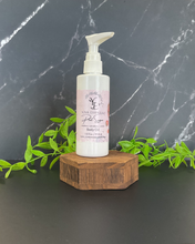 Load image into Gallery viewer, Scented Body Oils
